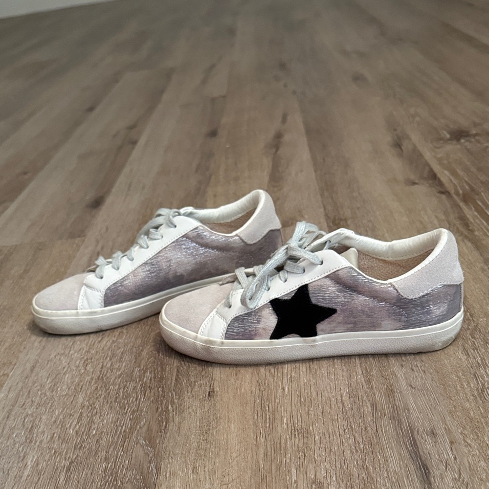 Vintage Havana Sneakers
